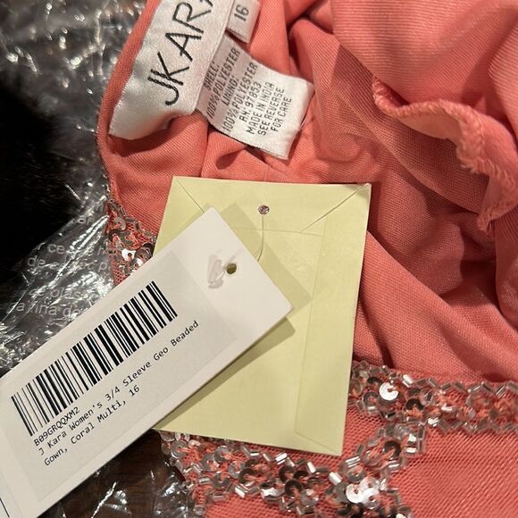 J Kara Women's 3/4 Sleeve Geo Beaded Gown - Picture 10 of 10